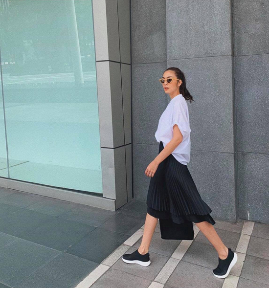 Cách phối giày với váy cho những cô nàng trendy